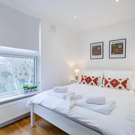 Gorgeous 1 Bedroom Property London Exterior photo