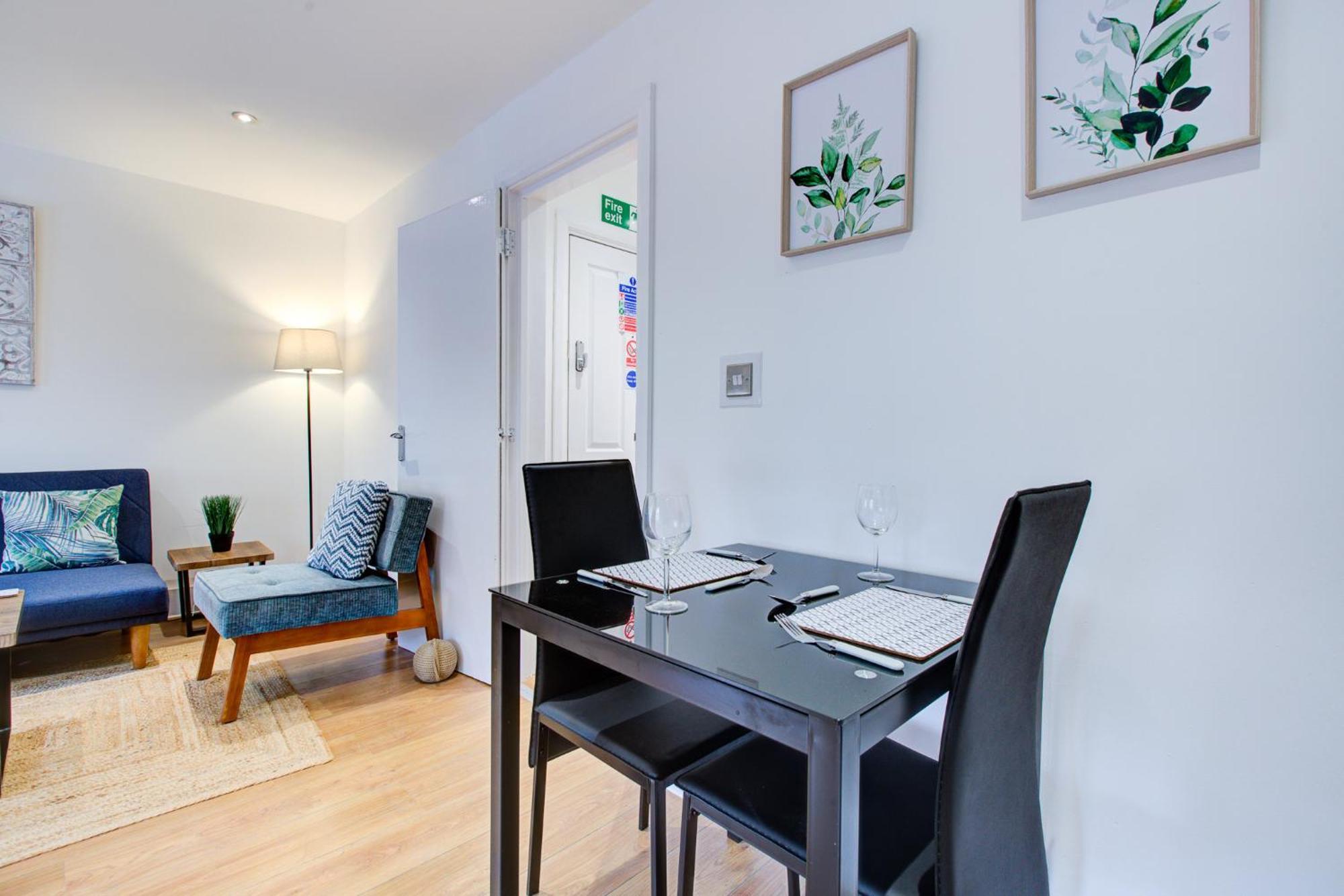 Apartment Gorgeous 1 Bedroom *